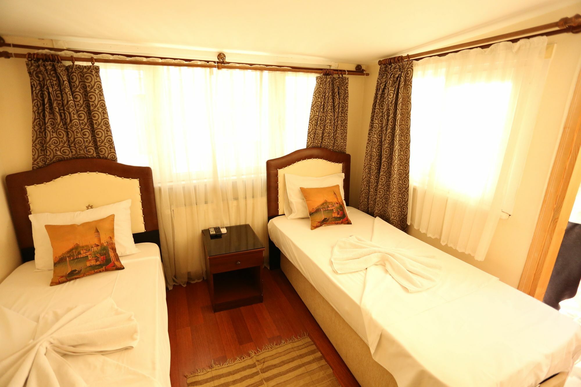 Dos Hermanos Hotel Стамбул Екстер'єр фото